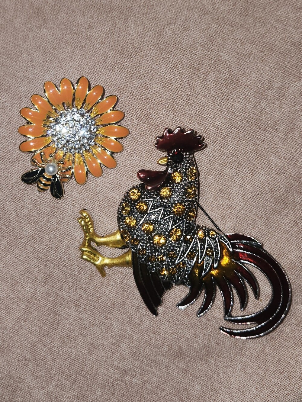 Rooster & Sunflower Enamel Brooch Set — Whimsical, Vibrant & Nature‑Inspired